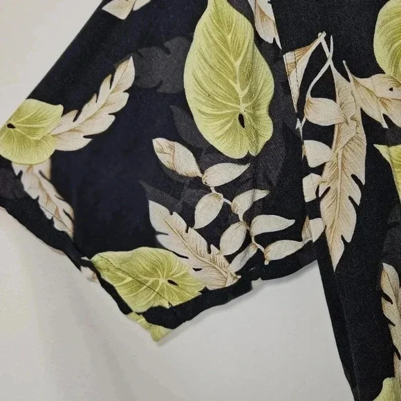 Falls Creek Black Tropical Hawaiian Shirt M Rayon Dark Floral Aesthetic Boho - Picture 8 of 10